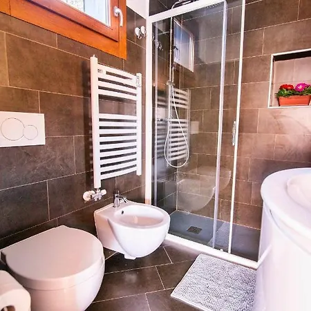 Casa Angela * Dervio