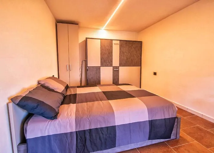 Casa Angela Дервио